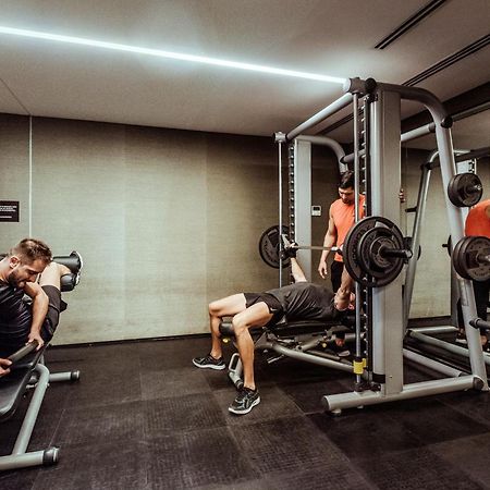 Sls Buenos Aires Puerto Madero Hotel Екстериор снимка The gym at the hotel
