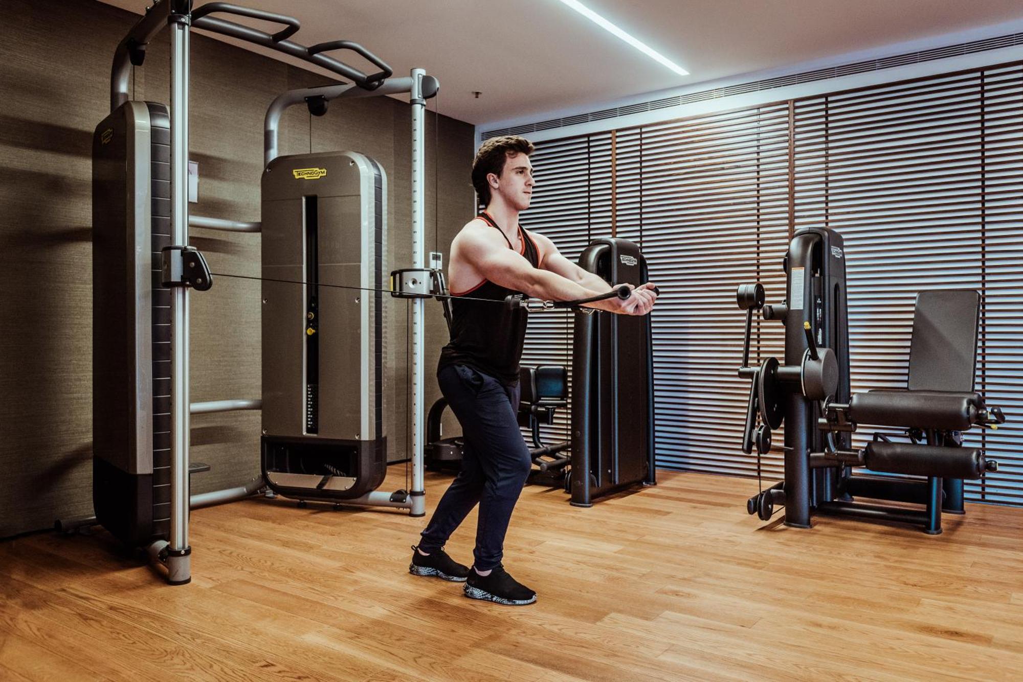 Sls Buenos Aires Puerto Madero Hotel Екстериор снимка Bodyweight tricep extension